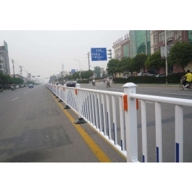 咸阳市市政道路护栏工程